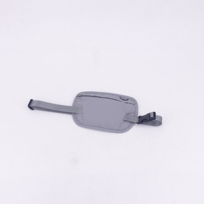 男包、男士包包、腰包個(gè)性化(huà)定制、皮具箱包設計出紙格、手袋包袋打樣制版、布包皮包OEM代工生(shēng)産制造、學生(shēng)畢業設計大賽作(zuò)品縫制、手工皮具私人(rén)專屬制作(zuò)、款号180827小号